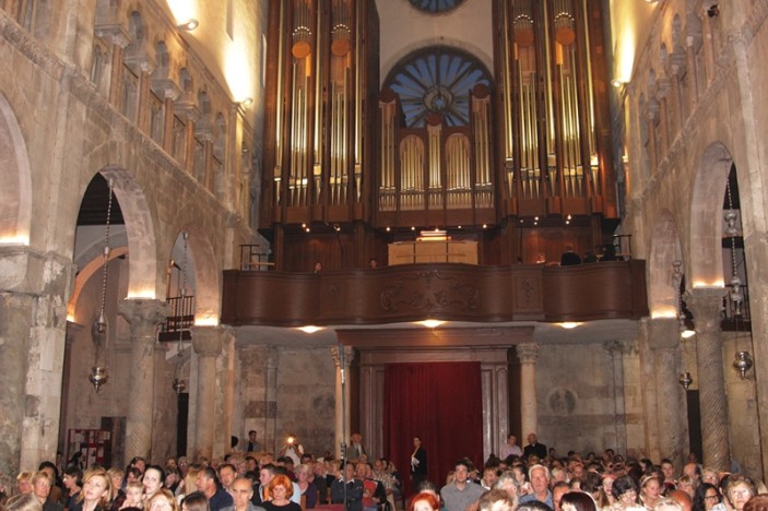 Svečano otvoreno 9. Međunarodno natjecanje pjevačkih zborova