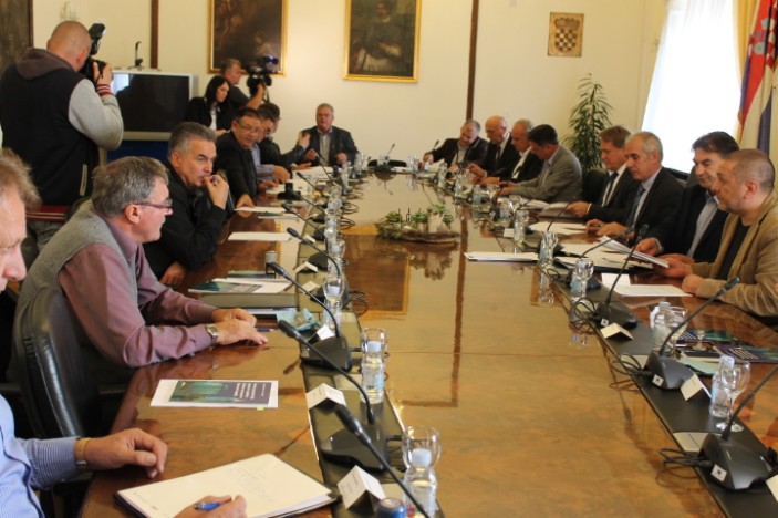 Potpisan  Sporazuma o sufinanciranju lokalnog udjela pri uspostavi i izgradnji Centra za gospodarenje  otpadom  Zadarske županije