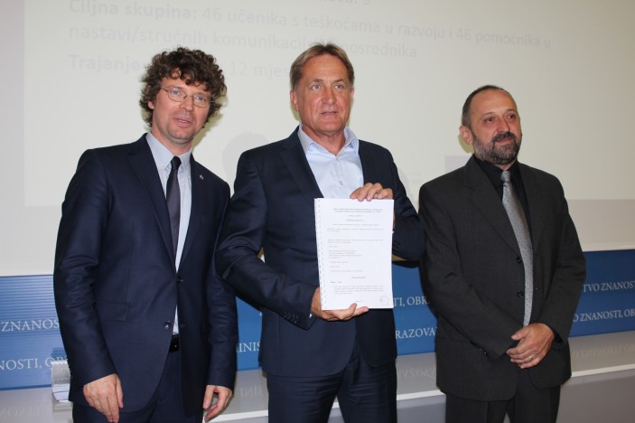 Potpisan ugovor za projekt Škola PUNa mogućnosti 3