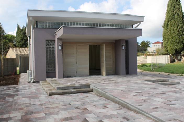 Završena izgradnja oproštajne dvorane na groblju u Kožinu