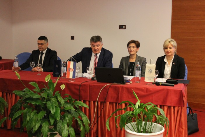 Potpredsjednica Vlade i ministrica gospodarstva Martina Dalić predstavila Akcijski plan za administrativno rasterećenje gospodarstva