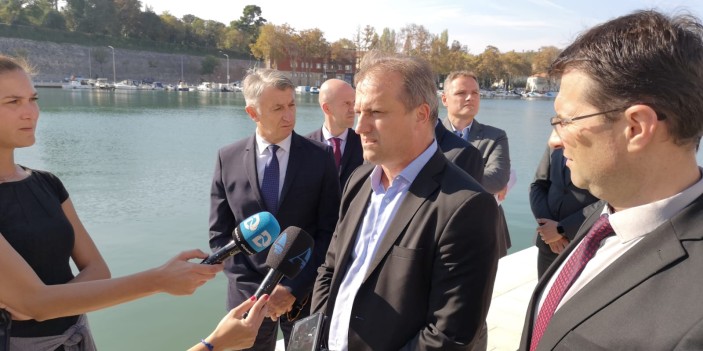 Nova punionica električnih automobila i uređenje uvale Jazine