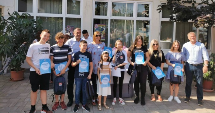 Dodijeljene nagrade i priznanja učenicima i mentorima osnovnih škola Grada Zadra