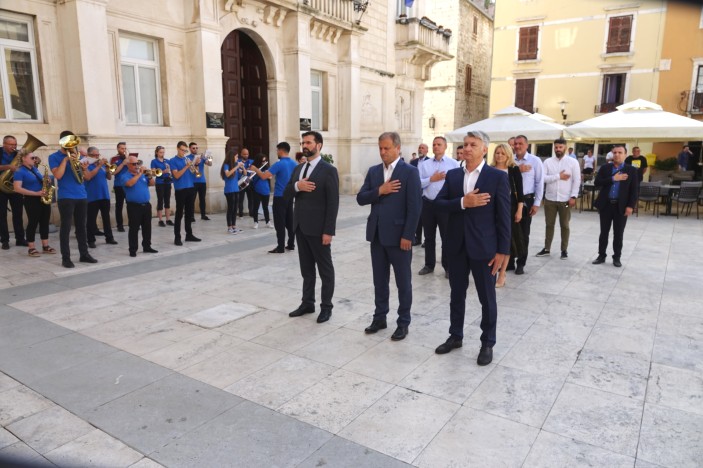 Položen lovorov vijenac povodom Dana antifašističke borbe