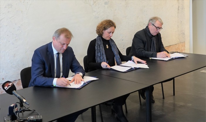 Potpisan Sporazum o suradnji na organizaciji postava zbirke Nacionalnog muzeja moderne umjetnosti u prostoru Dvije palače