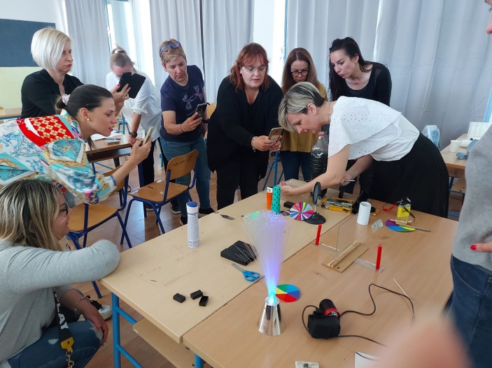 Održana radionica „Svjetlost“ u okviru projekta „RaSTEMo u znanosti“