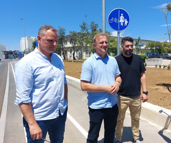 Obilazak Tuđmanove ulice