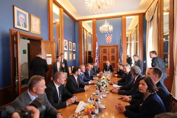 Gradonačelnik Dukić na radnom sastanku s premijerom Plenkovićem